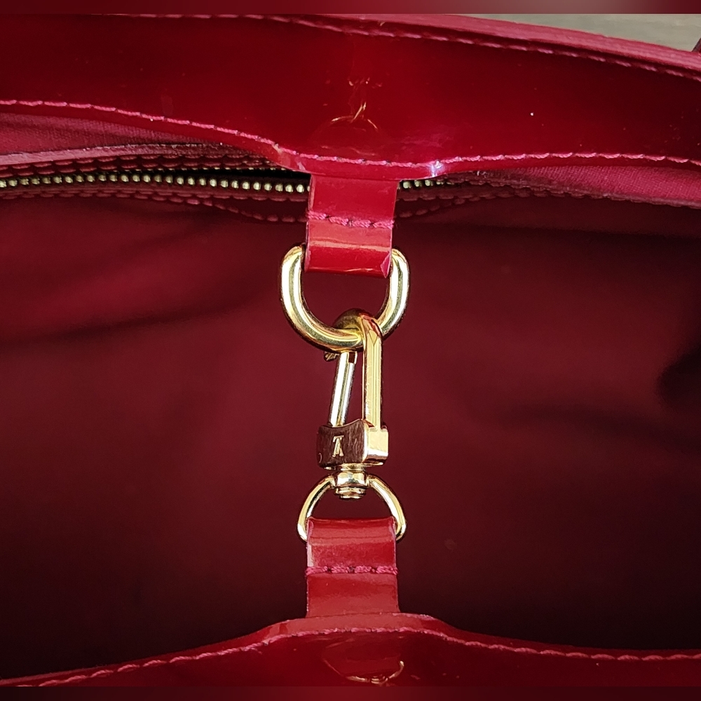 Louis Vuitton Monogram Vernis Wilshire - Picture 6 of 15